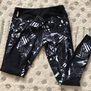 Zella workout pant size M